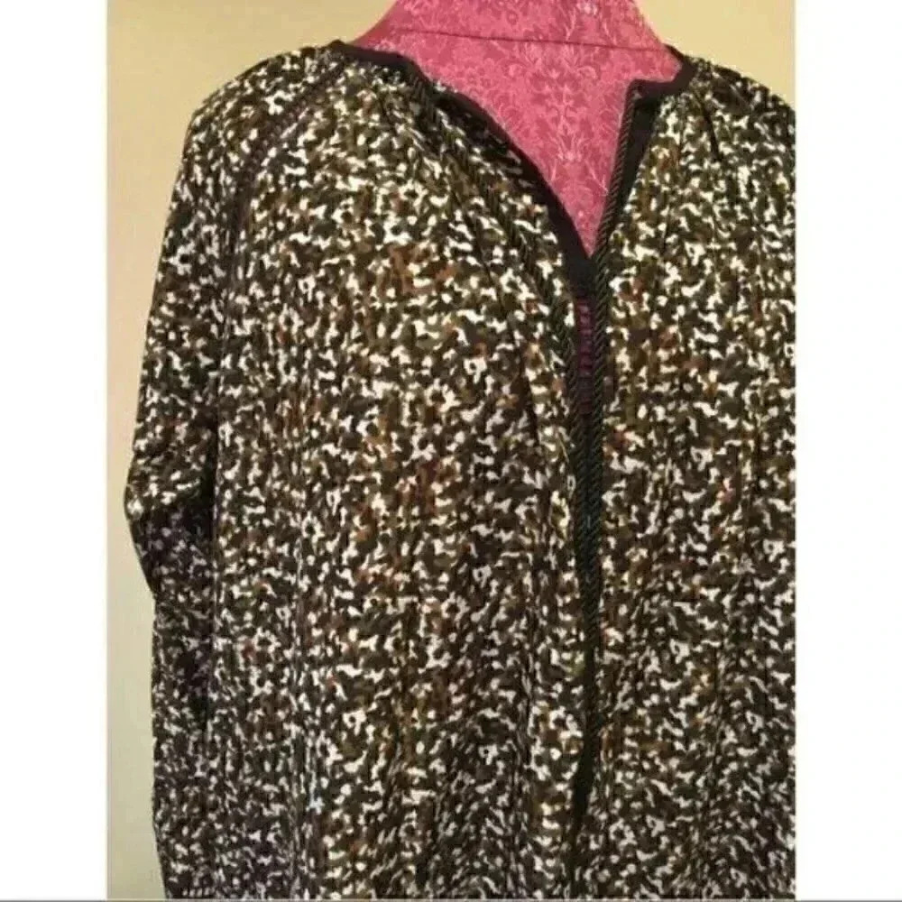 Michael Michael Kors Lightweight Animal Print - Picture 3 of 12